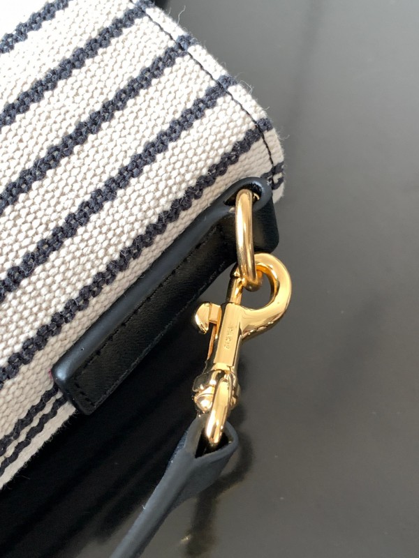 YSL 401 5