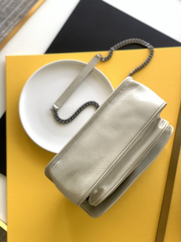 YSL 418 5
