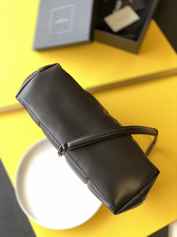 YSL 461 5