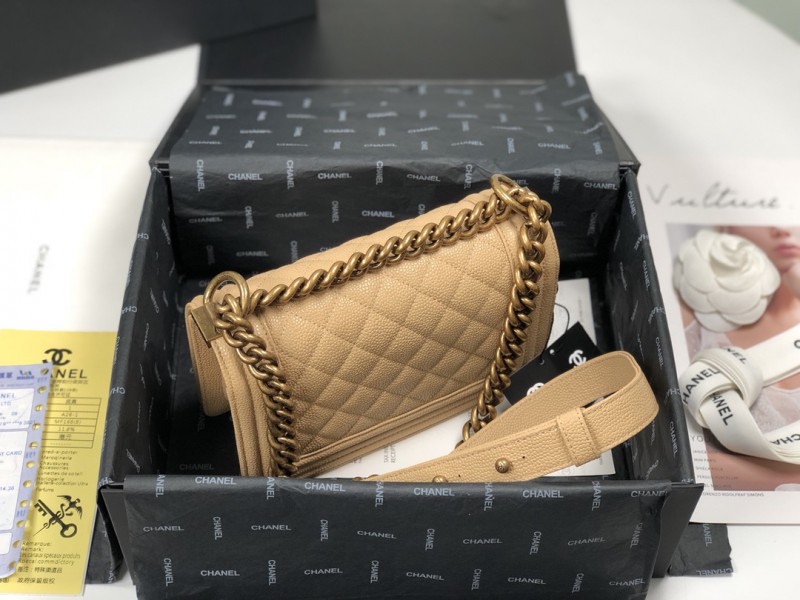 Chanel 018 5