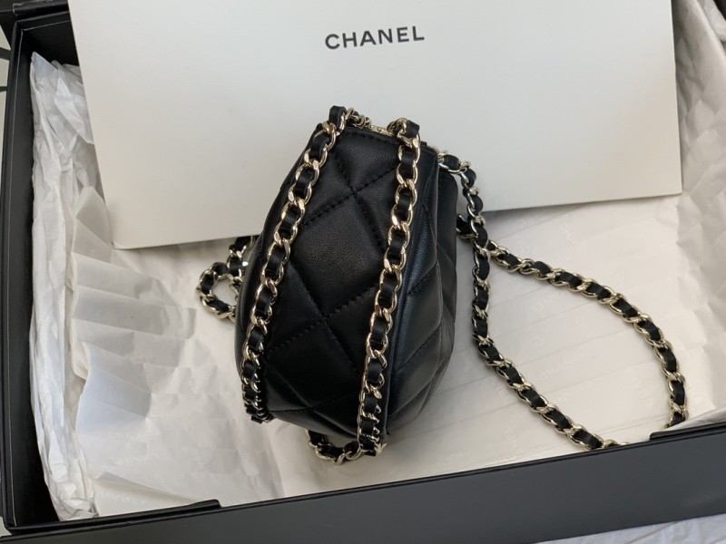 Chanel 242 5