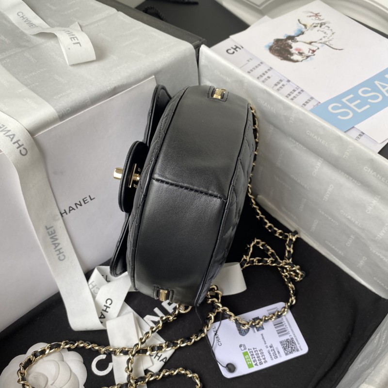 Chanel 390 5