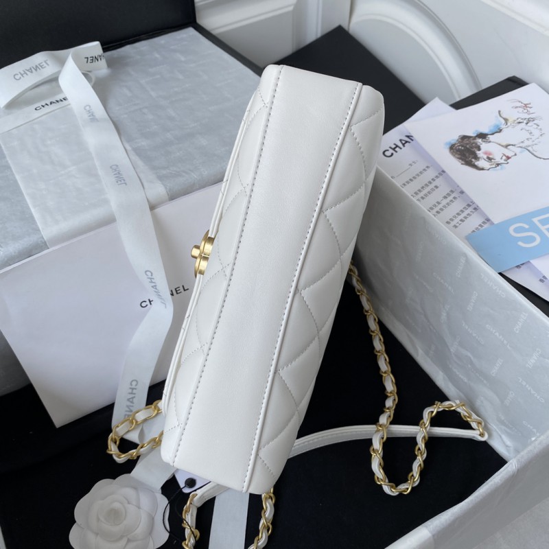 Chanel 582 5