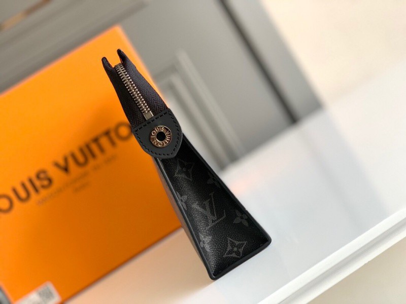 LV 052 6