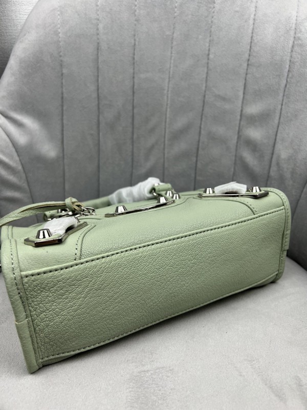 Balenciaga 020 6