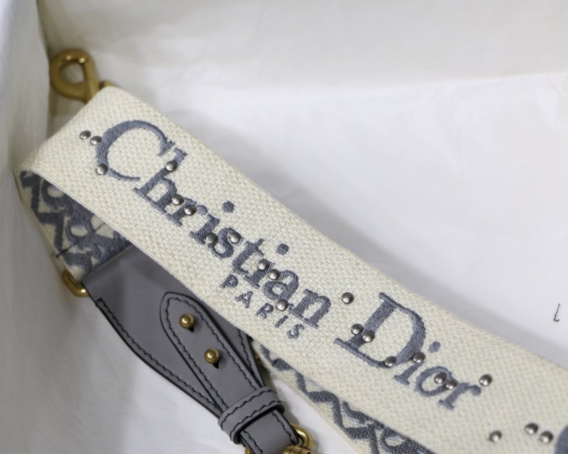 Dior 018 6