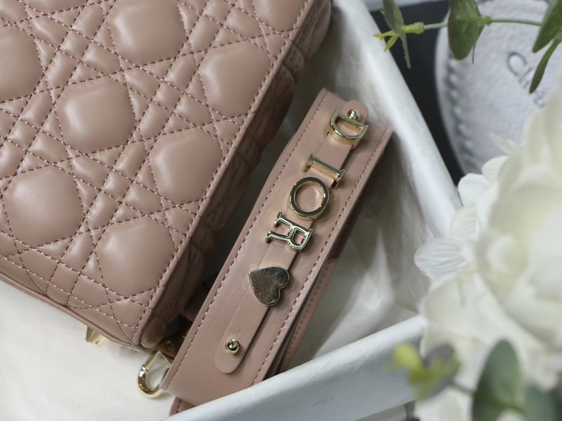 Dior 128 6
