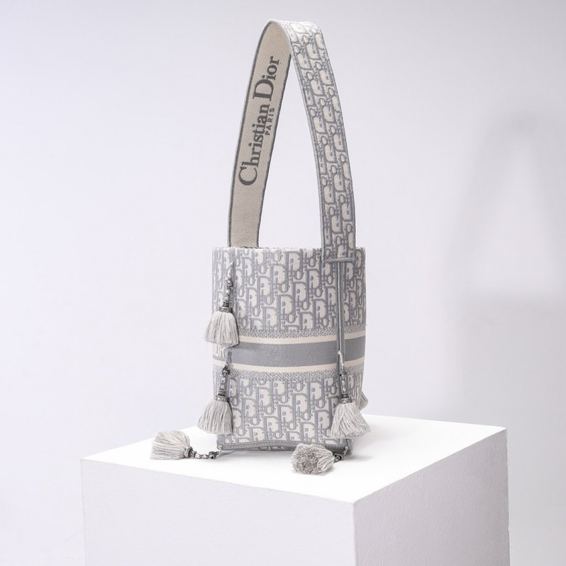 Dior 140 6