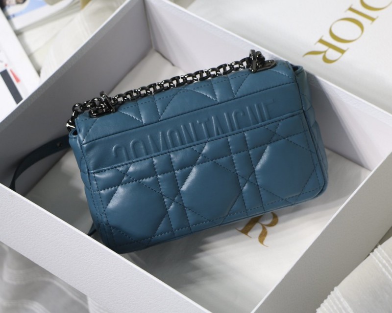 Dior 142 6