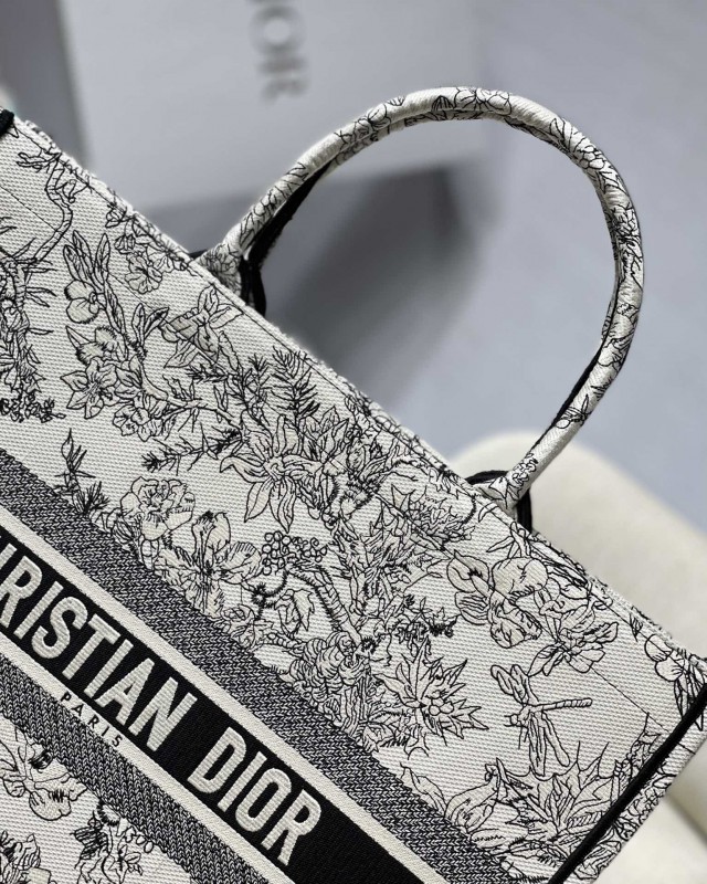 Dior 183 6