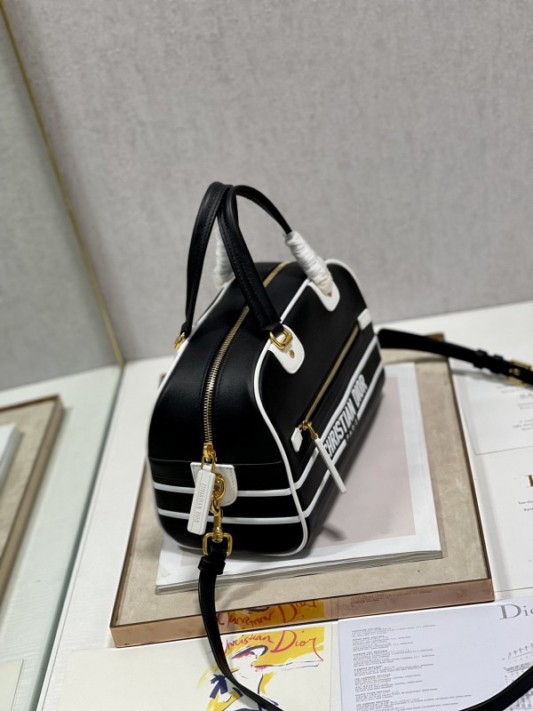 Dior 244 6
