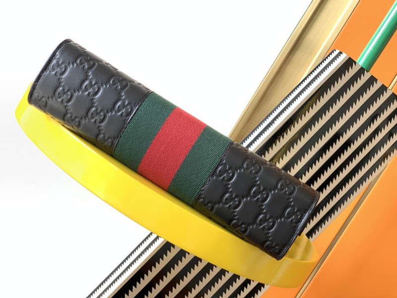 Gucci 049 6