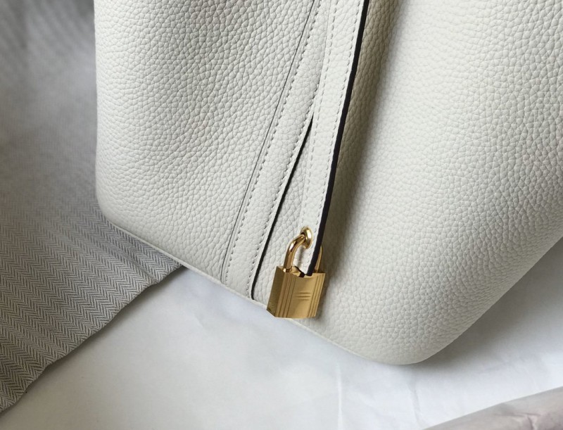 Hermes 036 6