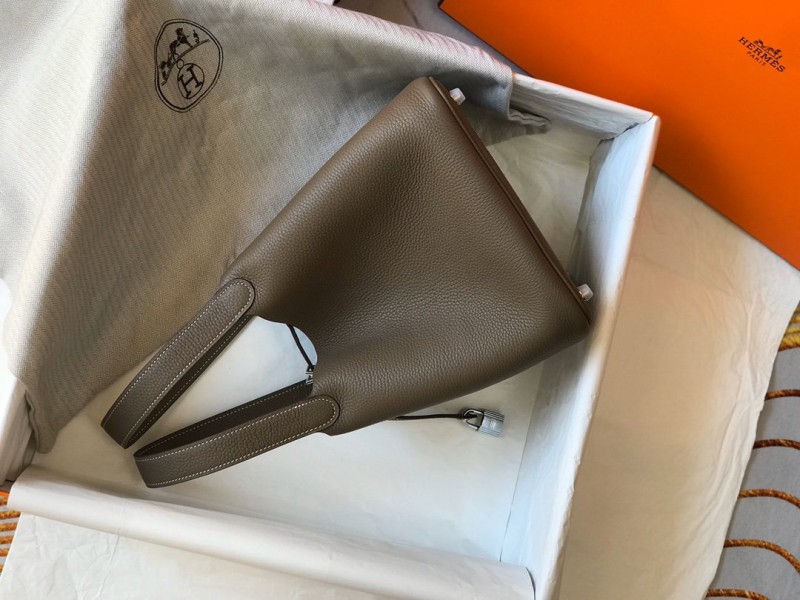 Hermes 042 6