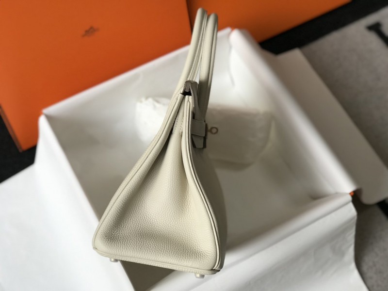 Hermes 049 6