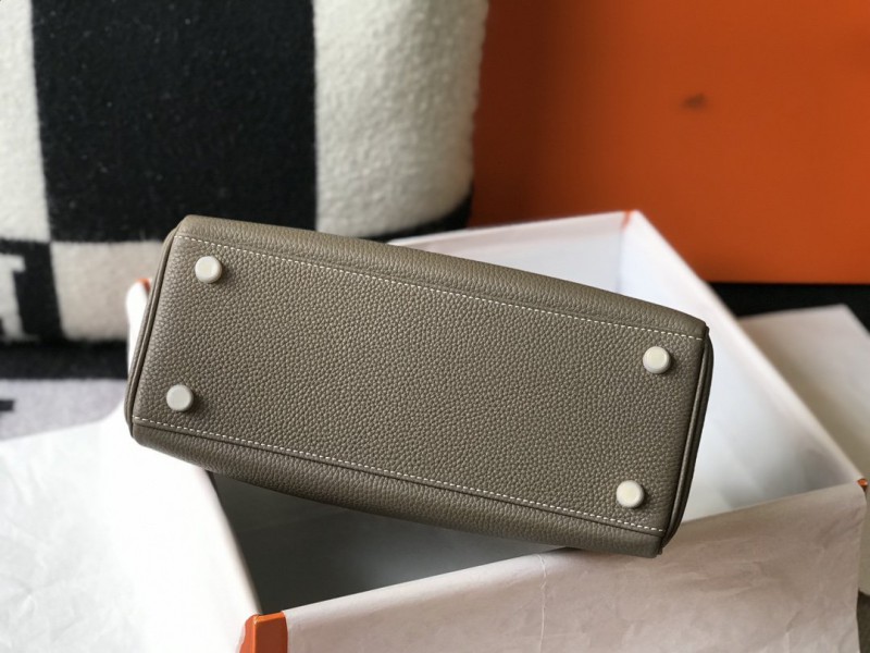 Hermes 056 6