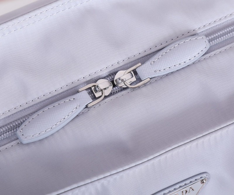 Prada 001 6