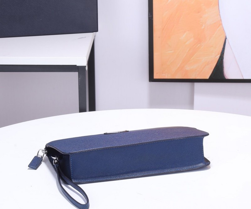 Prada 010 6