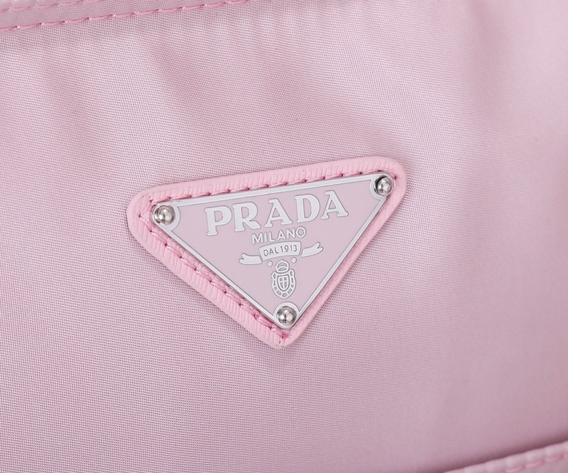 Prada 033 6