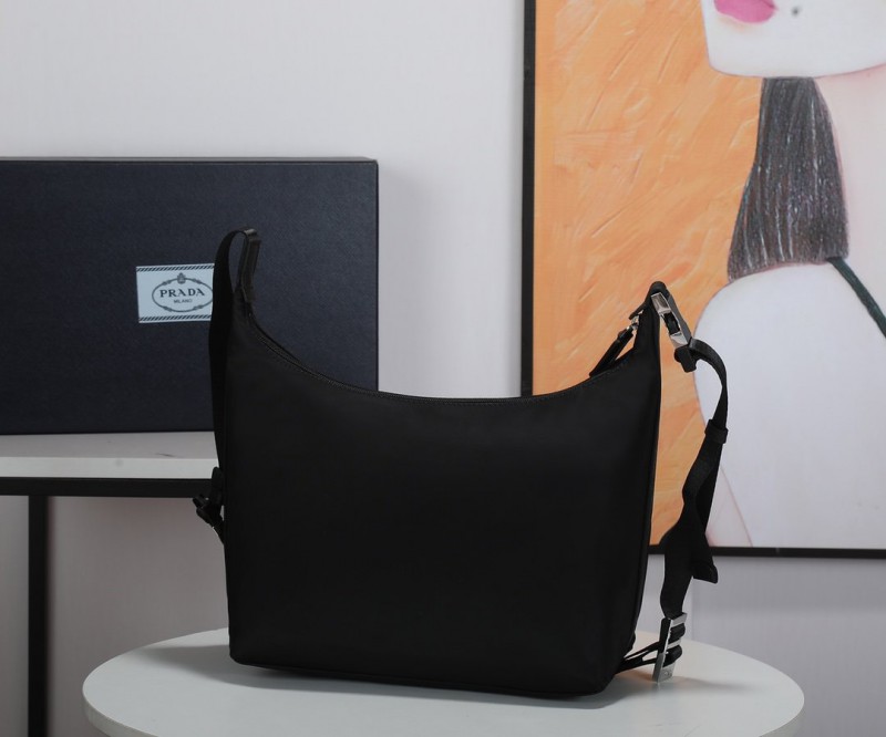 Prada 043 6