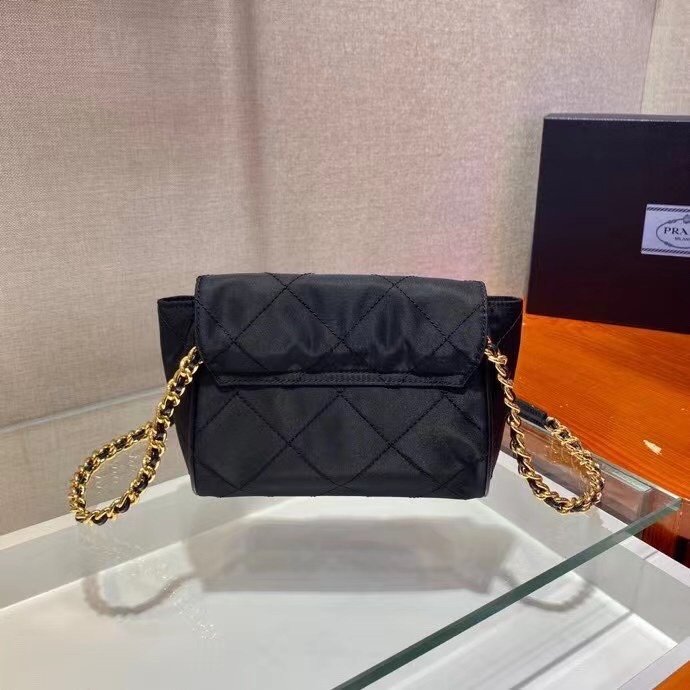 Prada 058 6