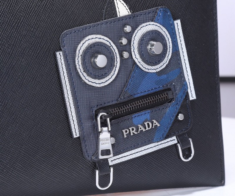 Prada 068 6