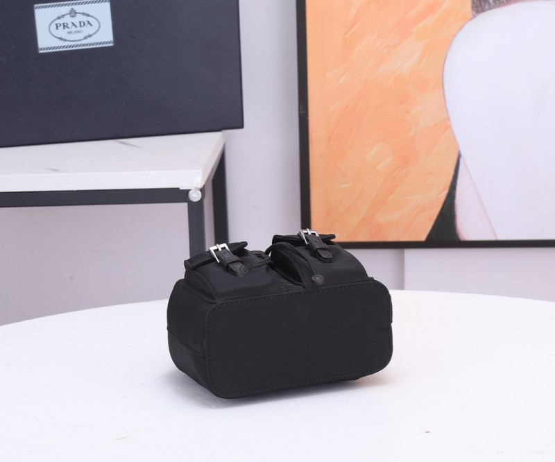 Prada 081 6