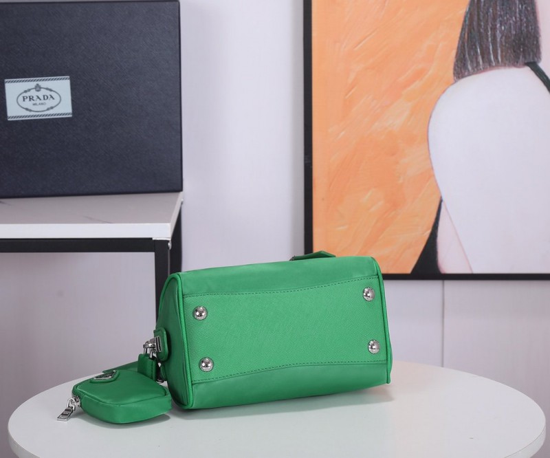 Prada 082 6
