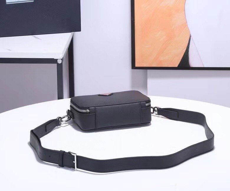Prada 115 6