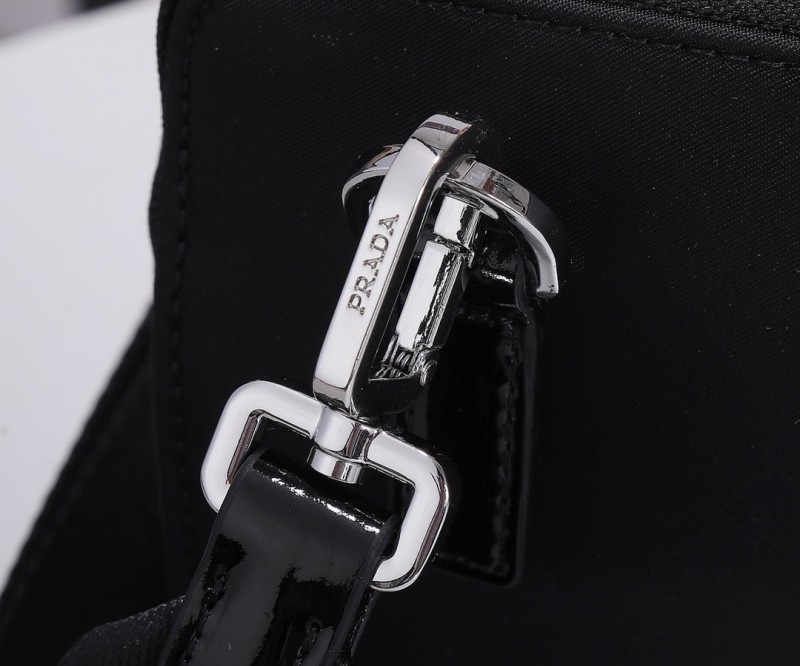 Prada 119 6