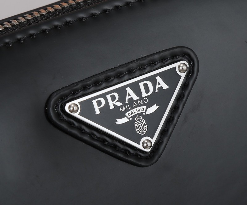 Prada 137 6