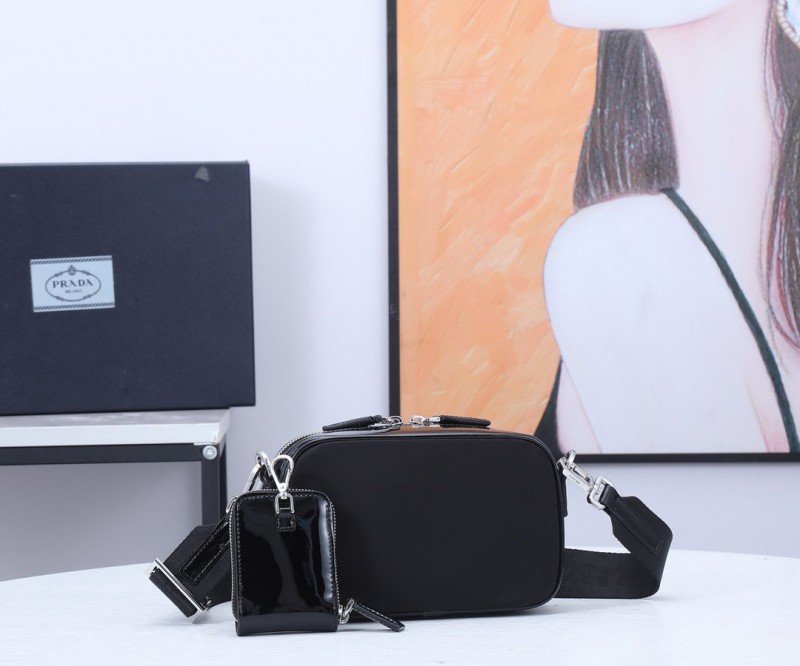 Prada 140 6