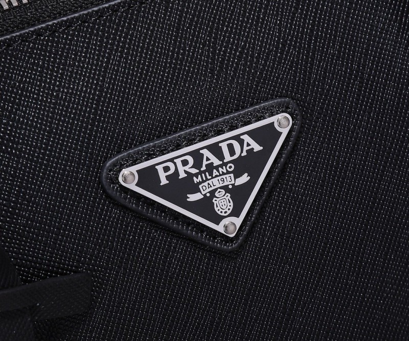 Prada 196 6