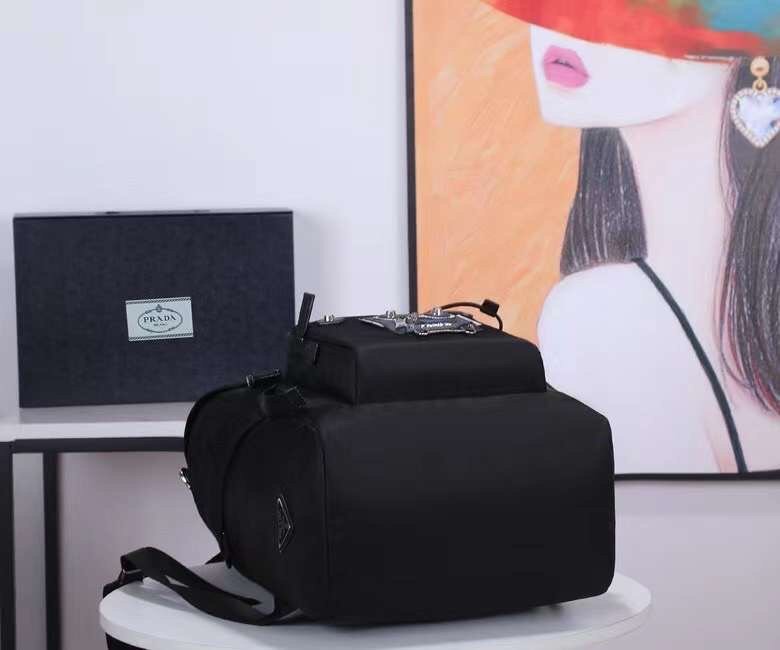 Prada 223 6