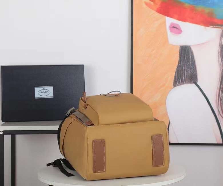 Prada 224 6