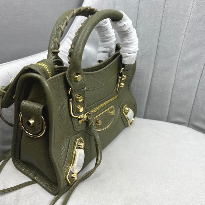 Balenciaga 032 6