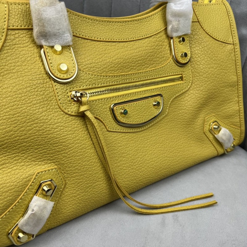Balenciaga 060 6