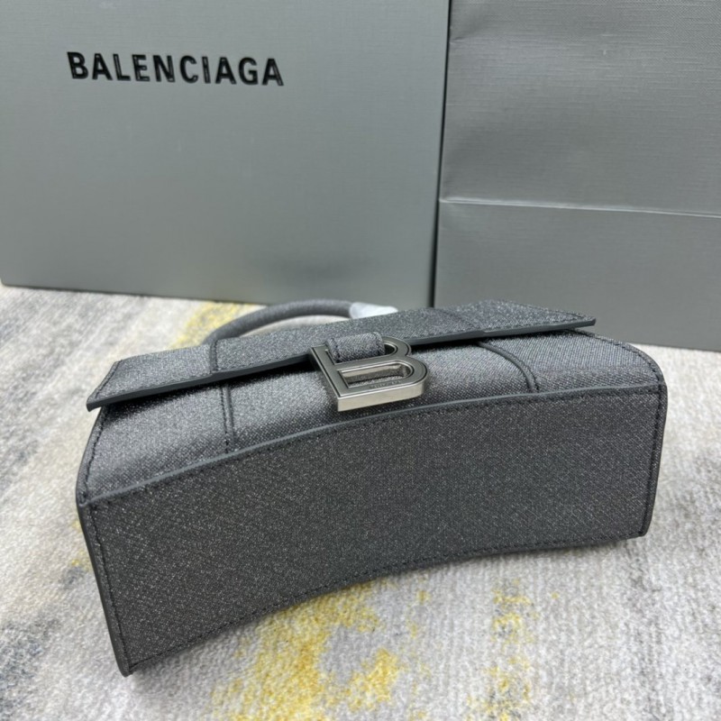 Balenciaga 117 6