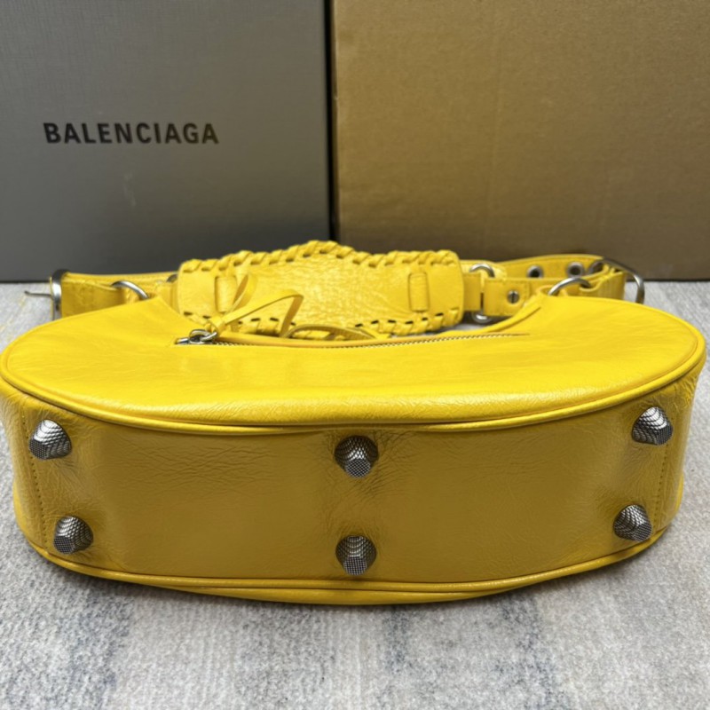Balenciaga 145 6