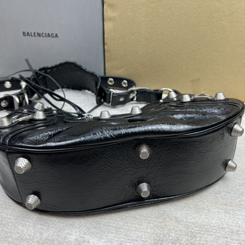 Balenciaga 146 6