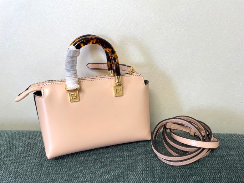 Fendi 002 6