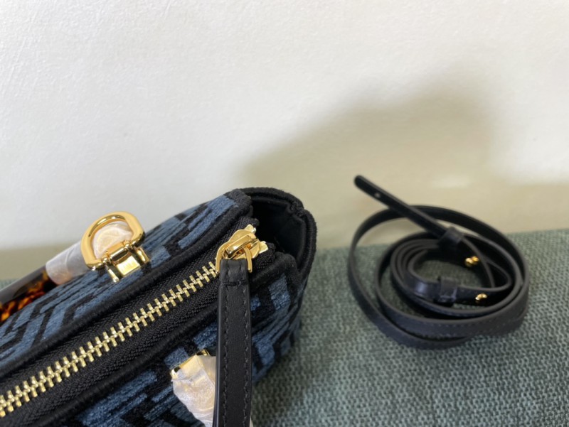 Fendi 012 6