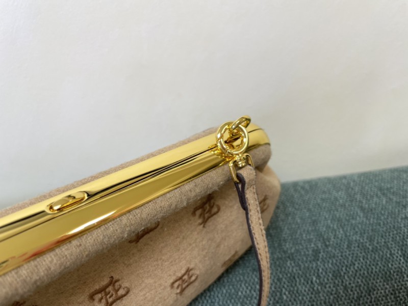 Fendi 038 6