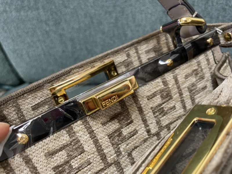Fendi 063 6