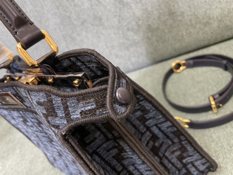 Fendi 064 6