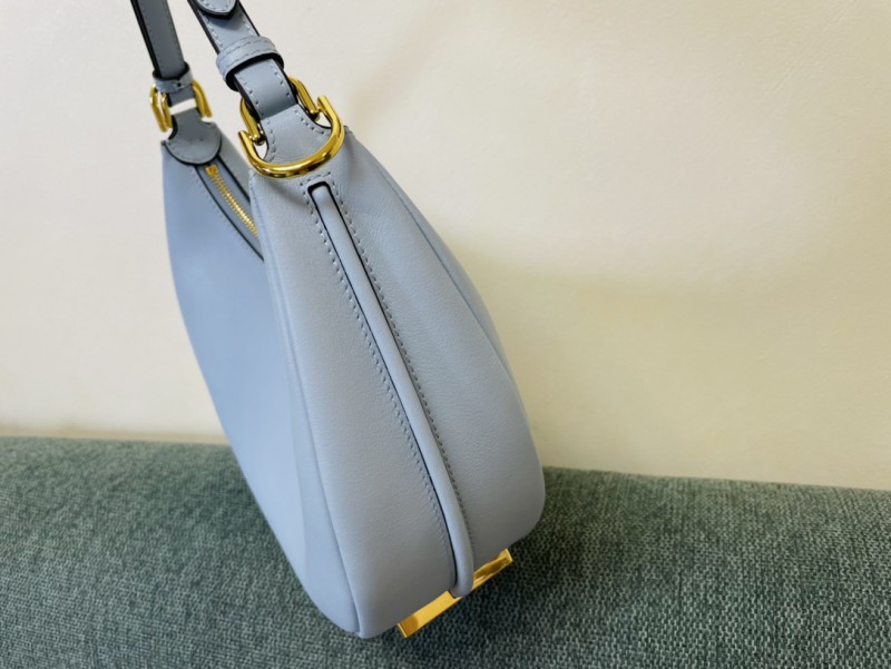 Fendi 081 6