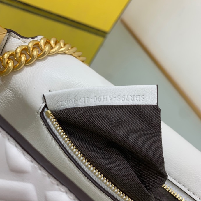 Fendi 126 6