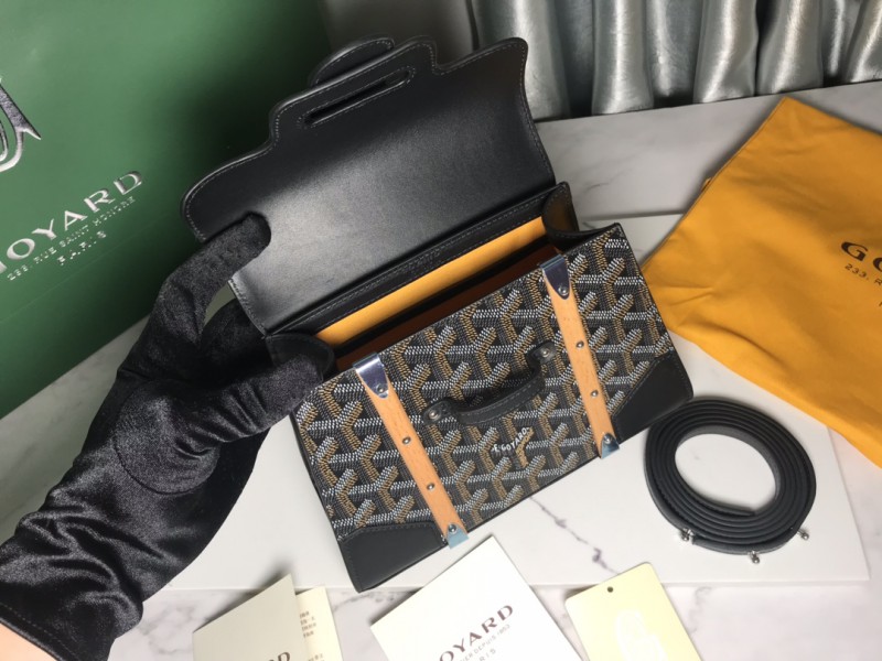 Goyard 208 6