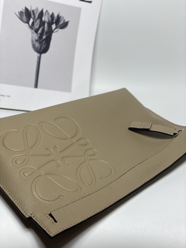 Loewe 010 6