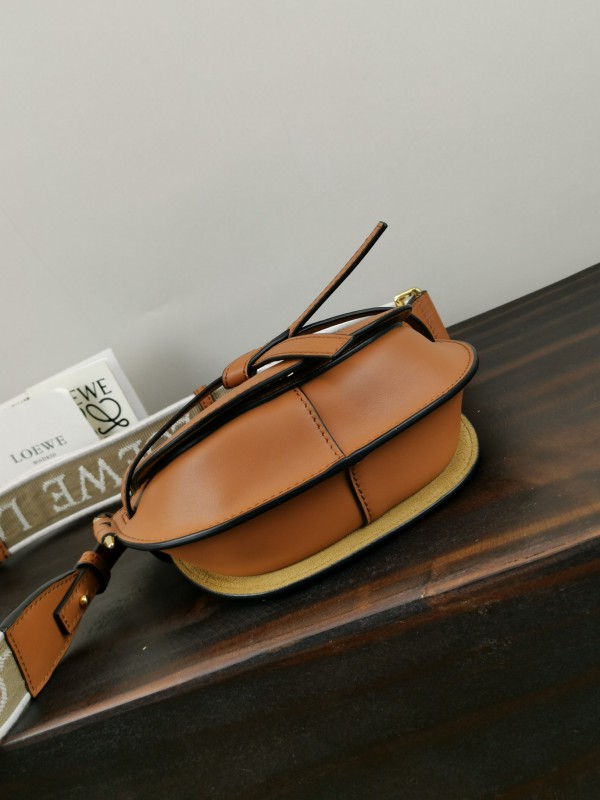 Loewe 040 6